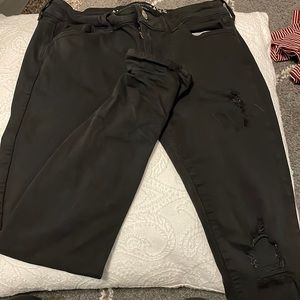 Size 10 American Eagle regular ripped skinny jeans